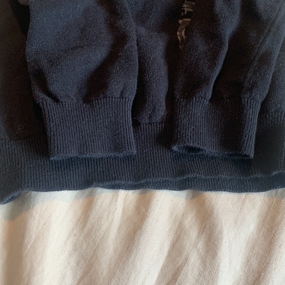 Guess toddler boys black crew neck sweater size XS - Picture 4 of 6